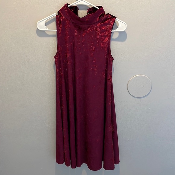 Lulus Dream of Decadence Burgundy Velvet Swing Dress - Picture 4 of 7